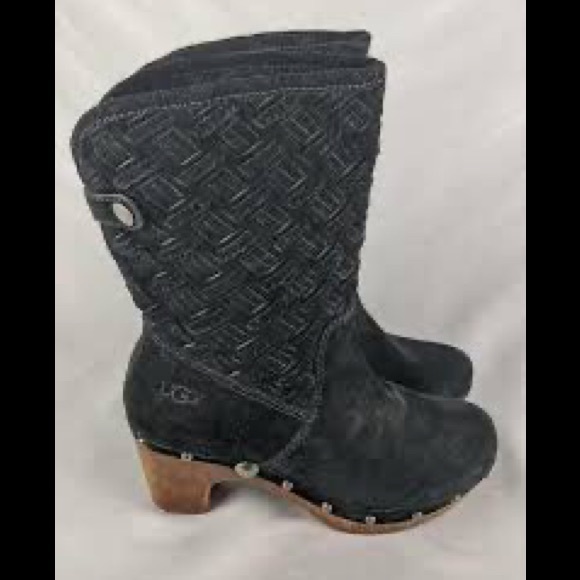 UGG Shoes - UGG Lynnea Boots Style 3361 Black Suede Leather heel Winter weaved over ankle 6